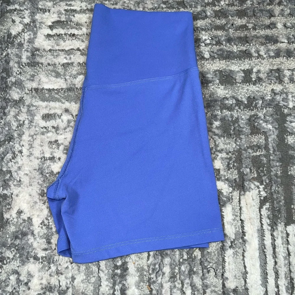 Blue Women's High-Waisted Shorts - Picture 5 of 6